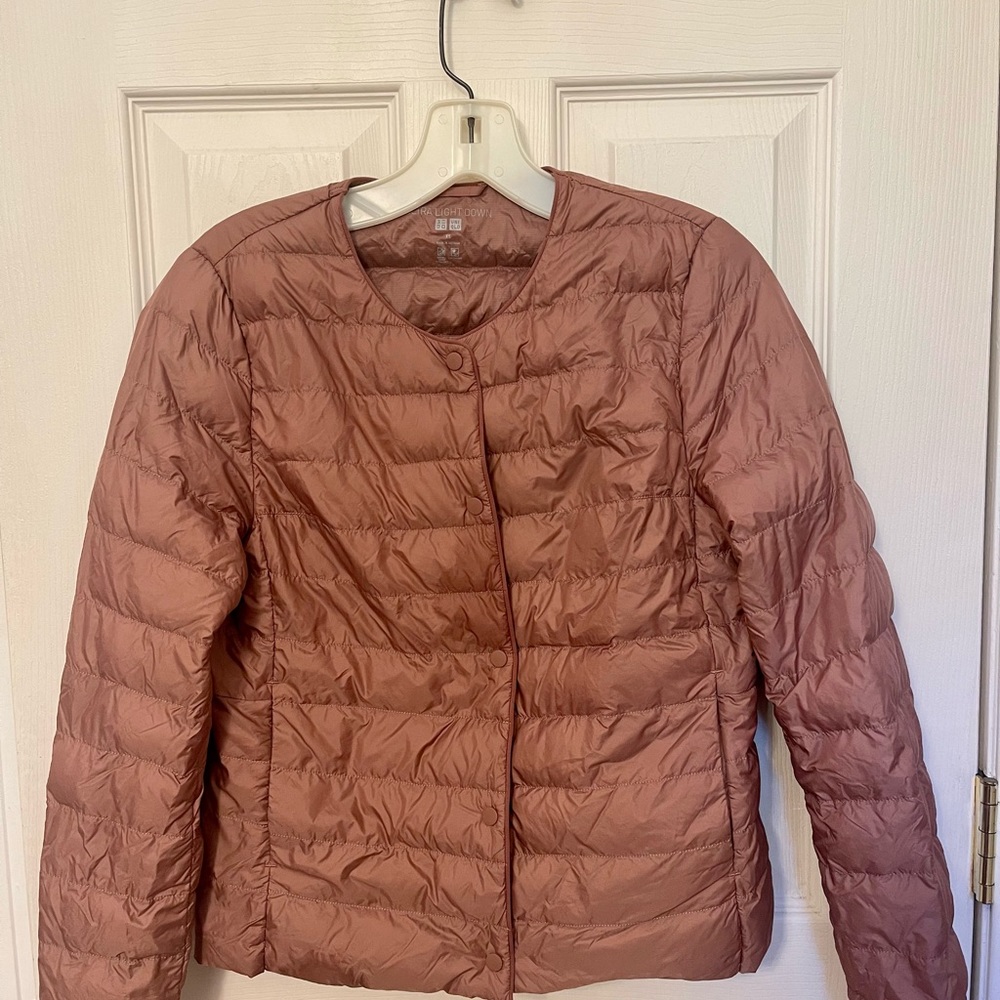 Uniqlo Women Ultra Light Down Jacket Puffer Packable Lightweight Snaps Rose XS